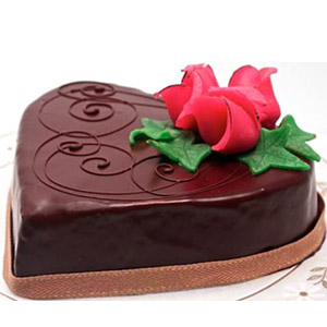 (21) 2.2 Pounds special Chocolate Heart Cake