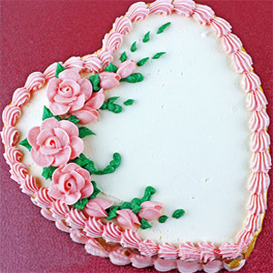 (96)Yummy Yummy- 3.3 Pounds Heart Cake 