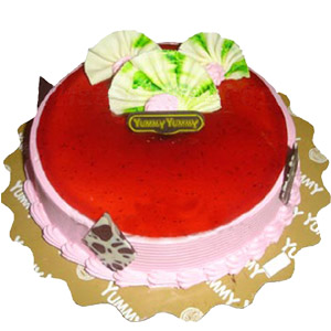 (26)Yummy Yummy- 2.2 pounds Strawberry round shape cake