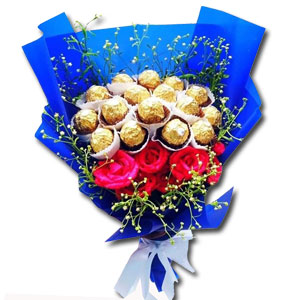 Ferror Rochar Chocolate bouquet W/ Roses