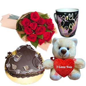 (08) Cake W/ Roses , Love Mug & Love Bear
