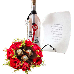 Rose W/ chocolate Bouquet & Message in a bottle