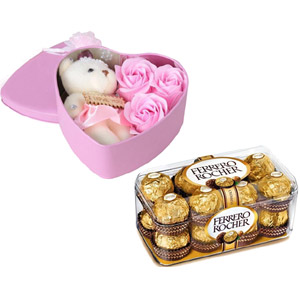 (002) Love Box W/ Chocolates