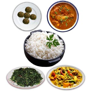 (27) Steamed Rice W/fish mash, shak, vegetable & chicken curry for 5 person