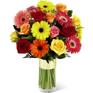 (05) Mixed Roses & Gerberas in a vase