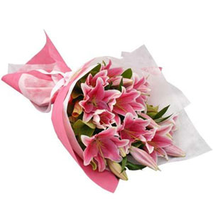 (04) Pink Lilies in a bouquet.