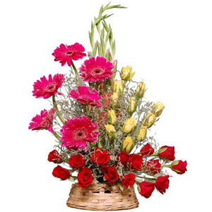 Mixed flower in a basket
