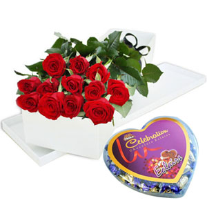 (04) 1 dz Red Roses w/ Chocolate