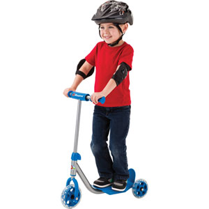 Boy's kick scooter 