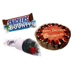 Cake W/ red rose & chocolates