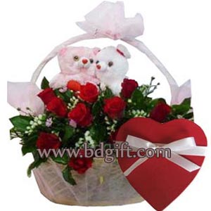 (83) 2 dozen red roses in basket W/ Twin Bear & chocolate