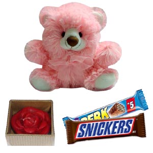 Candles W/ chocolates & teddy bear